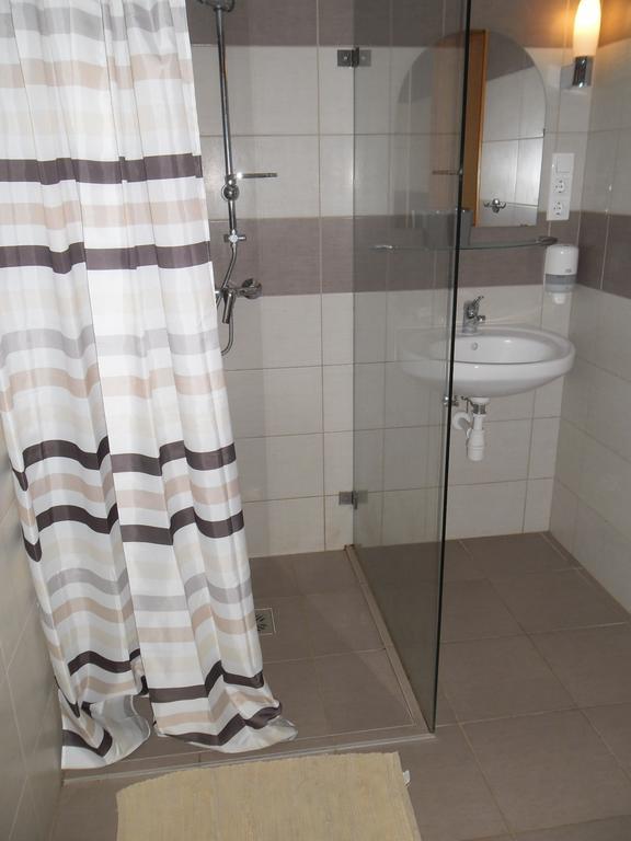 Hotel Attila Vendeghaz Tapioszentmarton Exteriér fotografie